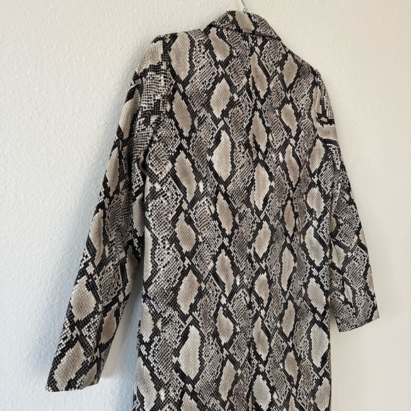 Mural Snakeskin Faux Leather Jacket - Picture 11 of 16